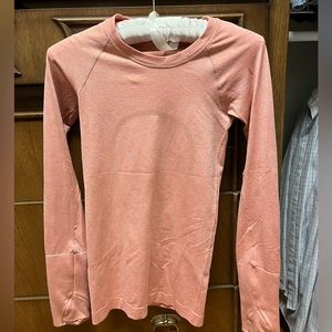 Lululemon Swiftly Tech long sleeved size 0